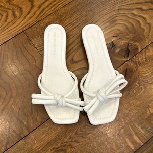 Brand new loeffler Randall flat sandals